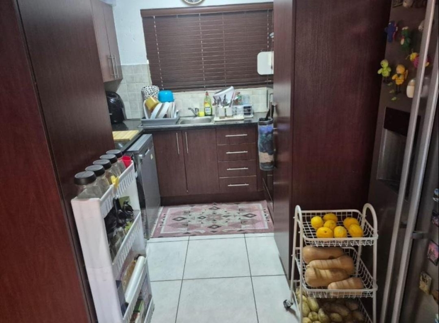 2 Bedroom Property for Sale in Hurlyvale Gauteng