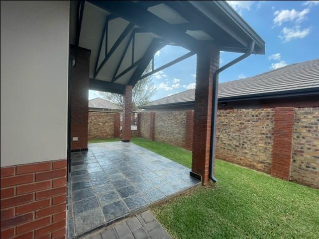3 Bedroom Property for Sale in Equestria Gauteng