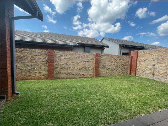 3 Bedroom Property for Sale in Equestria Gauteng