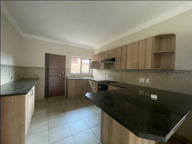 3 Bedroom Property for Sale in Equestria Gauteng