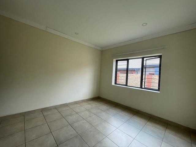3 Bedroom Property for Sale in Equestria Gauteng