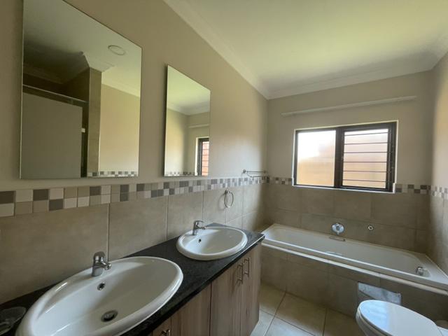 3 Bedroom Property for Sale in Equestria Gauteng