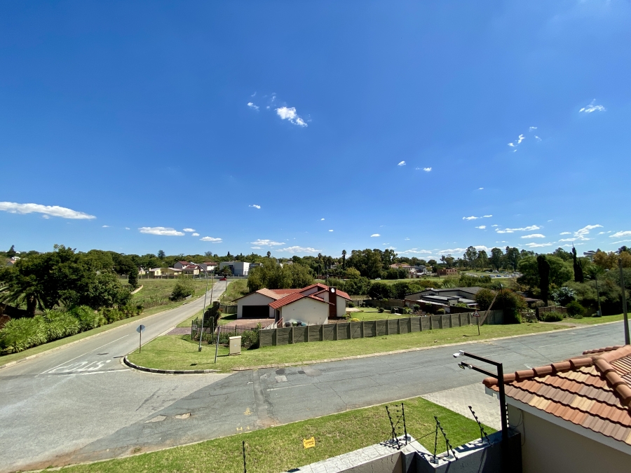 2 Bedroom Property for Sale in Illiondale Gauteng