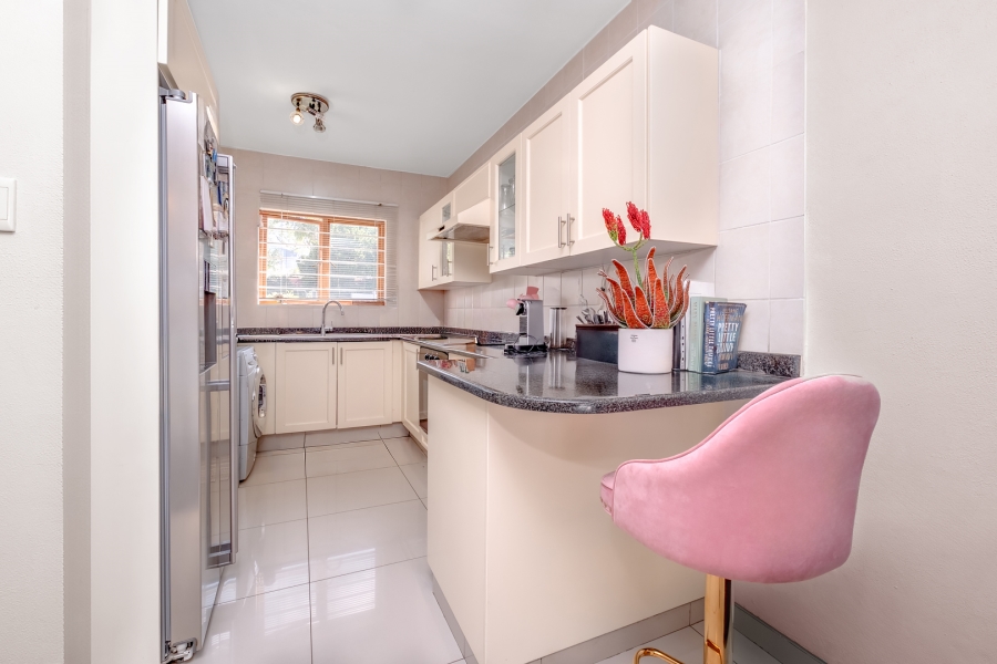 3 Bedroom Property for Sale in Lonehill Gauteng