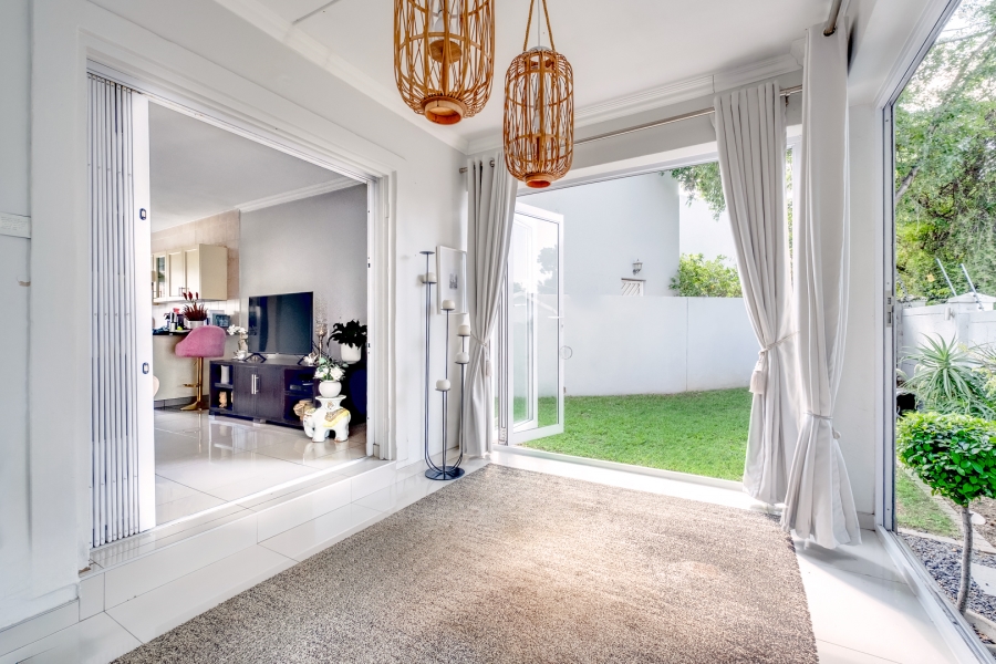 3 Bedroom Property for Sale in Lonehill Gauteng