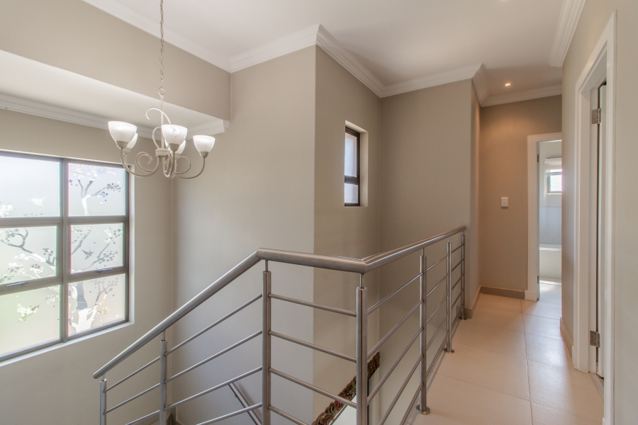 3 Bedroom Property for Sale in Eye of Africa Gauteng