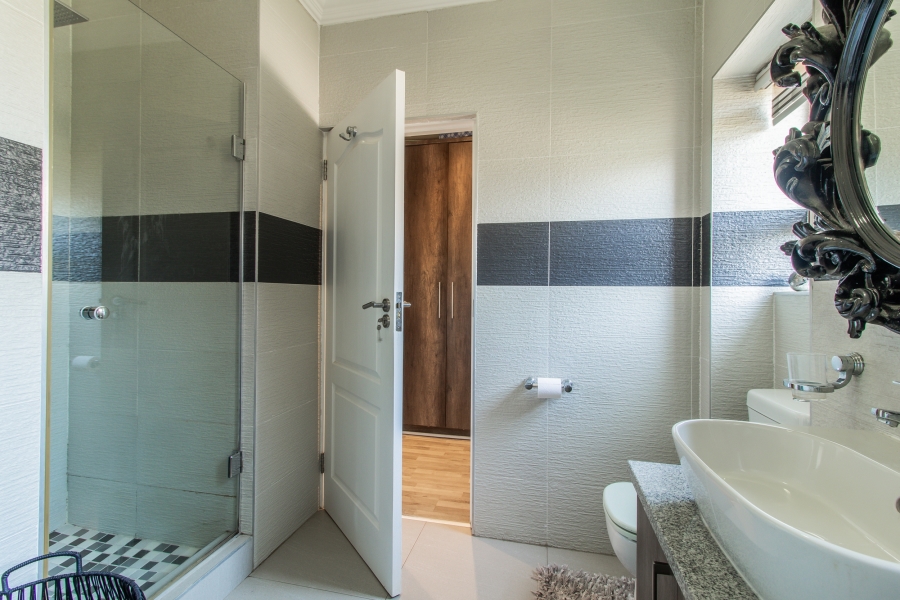 3 Bedroom Property for Sale in Eye of Africa Gauteng