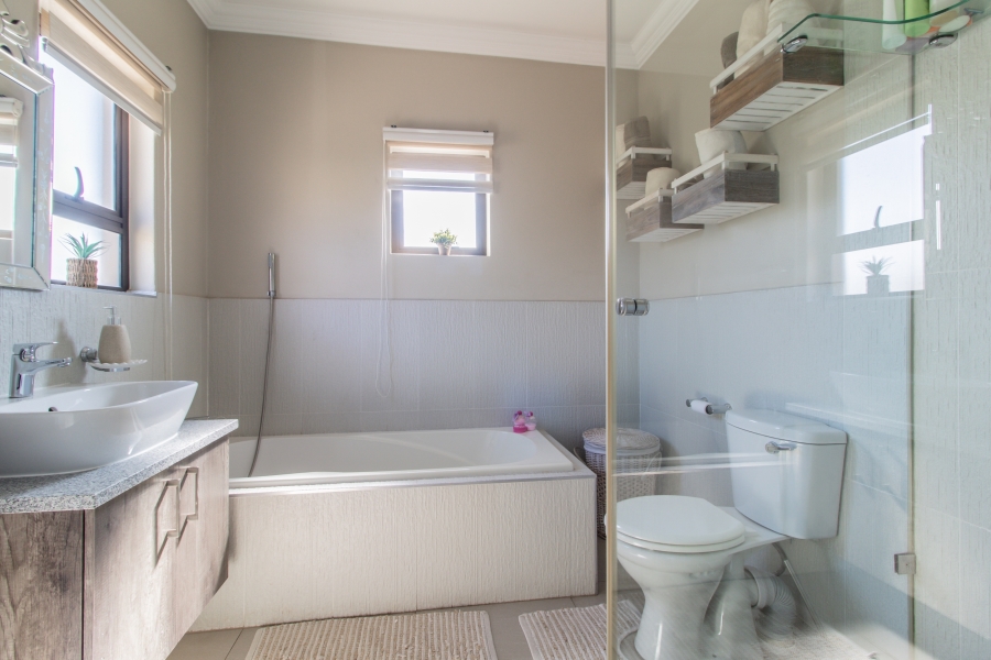 3 Bedroom Property for Sale in Eye of Africa Gauteng