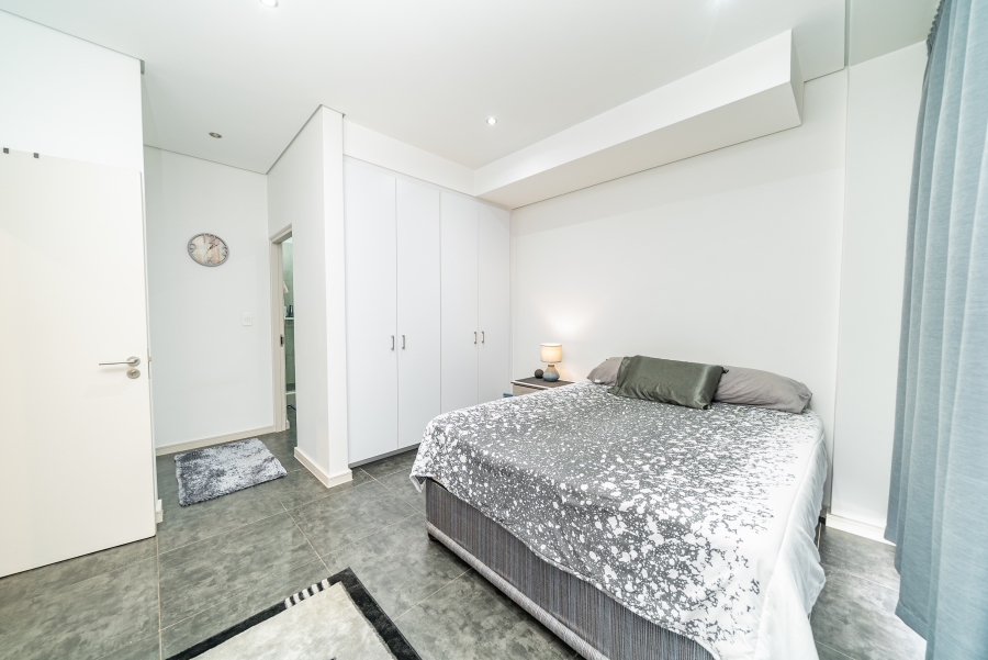 1 Bedroom Property for Sale in Bedfordview Gauteng