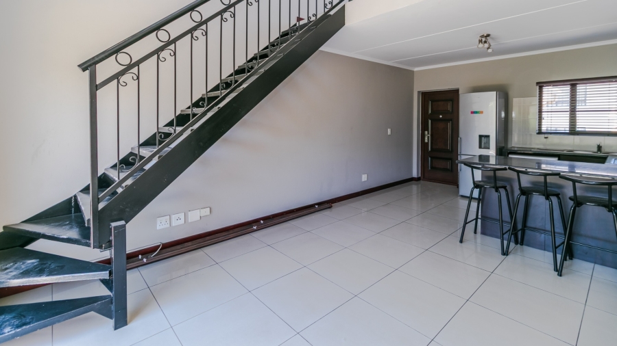 1 Bedroom Property for Sale in Carlswald Gauteng