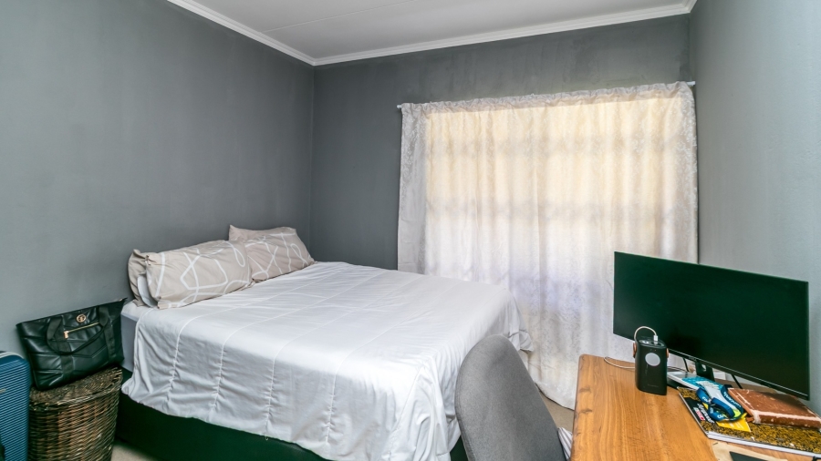 1 Bedroom Property for Sale in Carlswald Gauteng