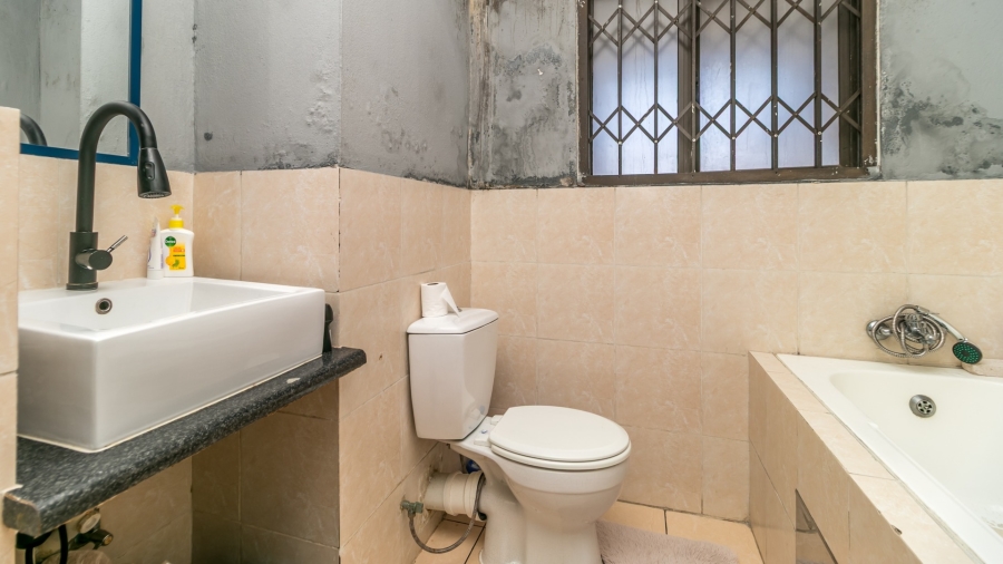 1 Bedroom Property for Sale in Carlswald Gauteng