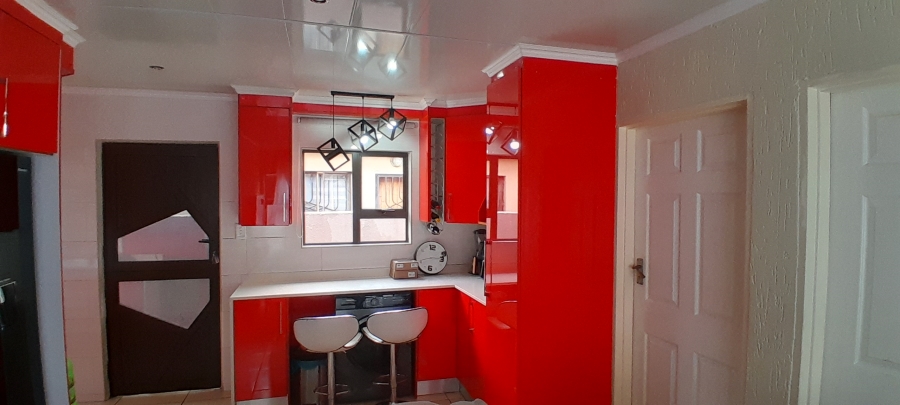 3 Bedroom Property for Sale in Windmill Park Gauteng