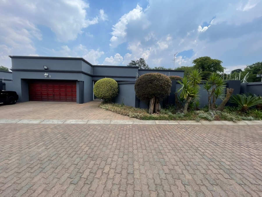 4 Bedroom Property for Sale in Florida Park Gauteng