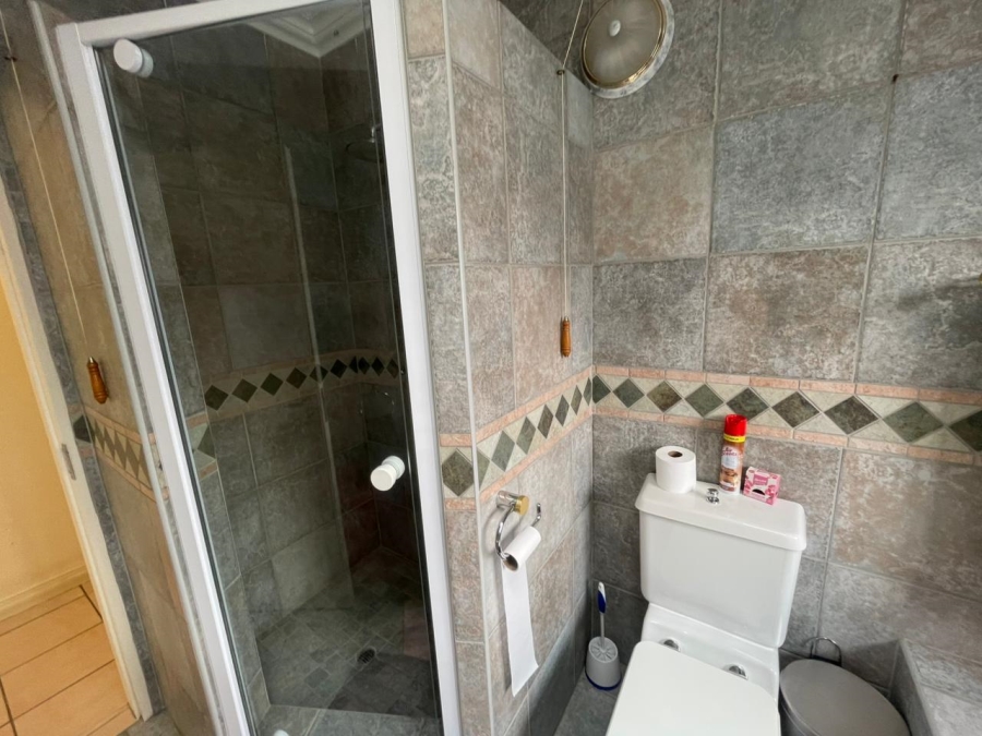 4 Bedroom Property for Sale in Florida Park Gauteng