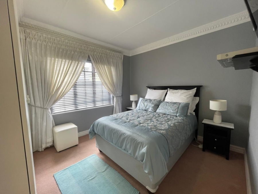 4 Bedroom Property for Sale in Florida Park Gauteng