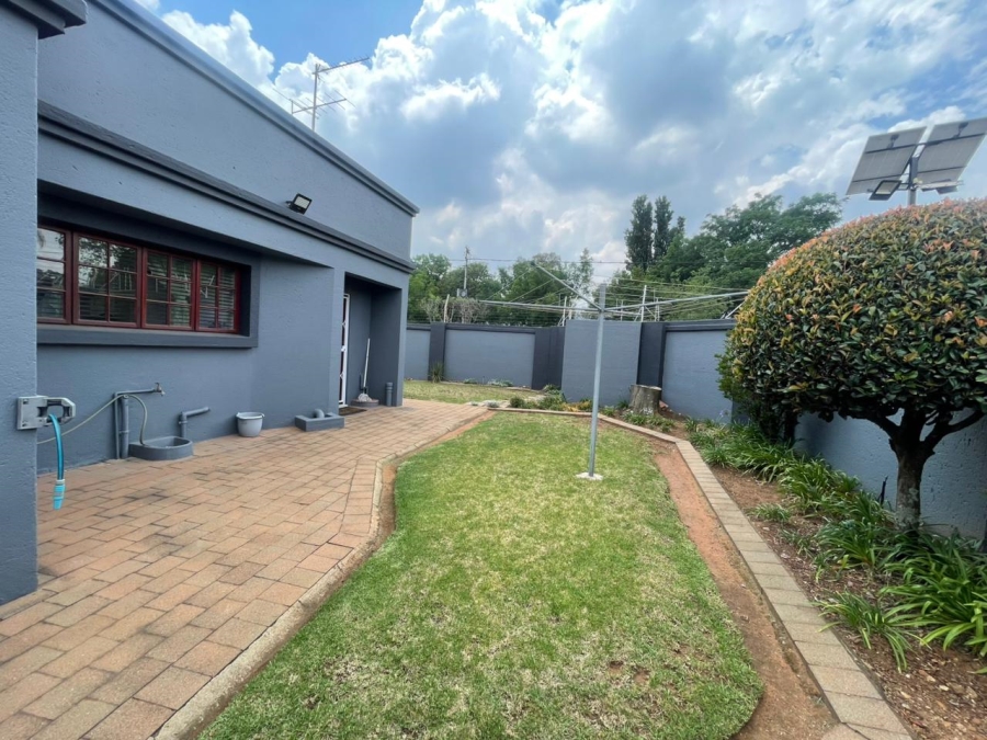 4 Bedroom Property for Sale in Florida Park Gauteng