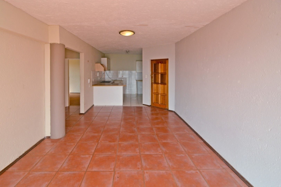 To Let 2 Bedroom Property for Rent in Wilro Park Gauteng