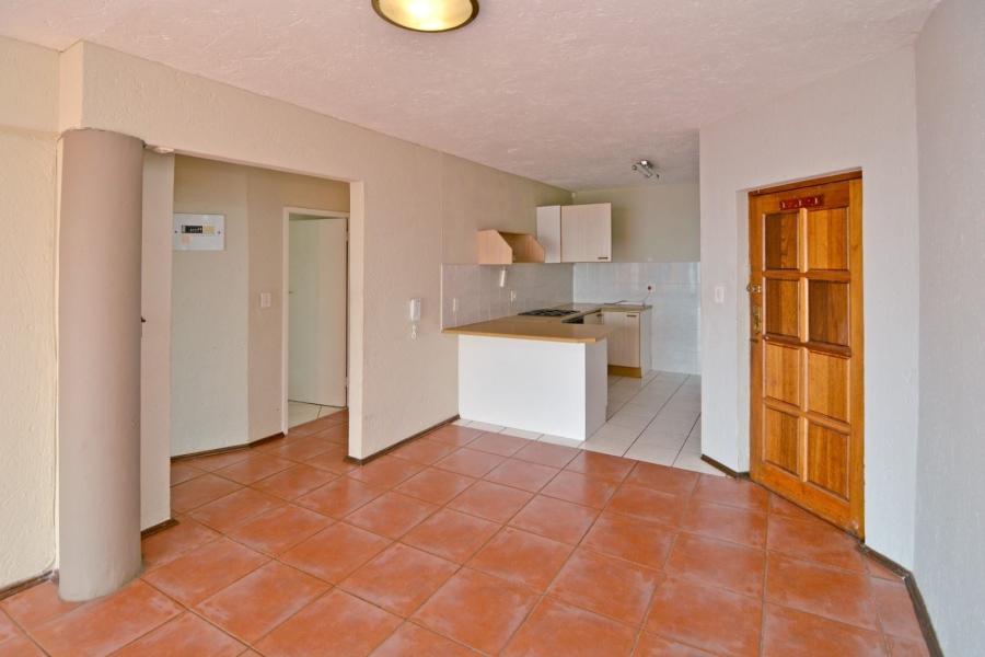 To Let 2 Bedroom Property for Rent in Wilro Park Gauteng