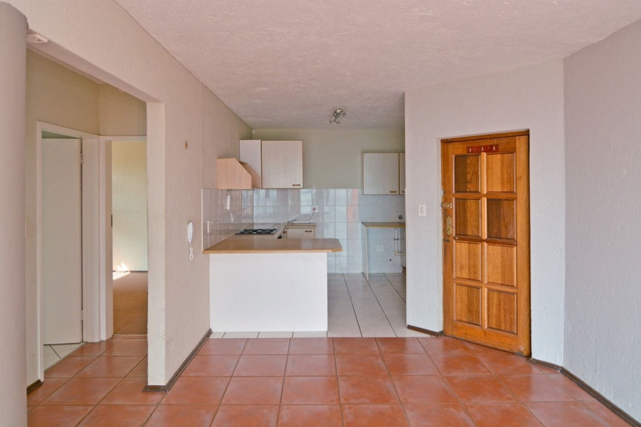 To Let 2 Bedroom Property for Rent in Wilro Park Gauteng