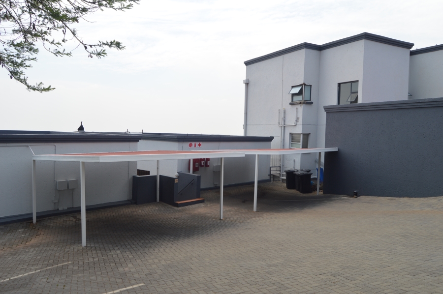 To Let 2 Bedroom Property for Rent in Wilro Park Gauteng