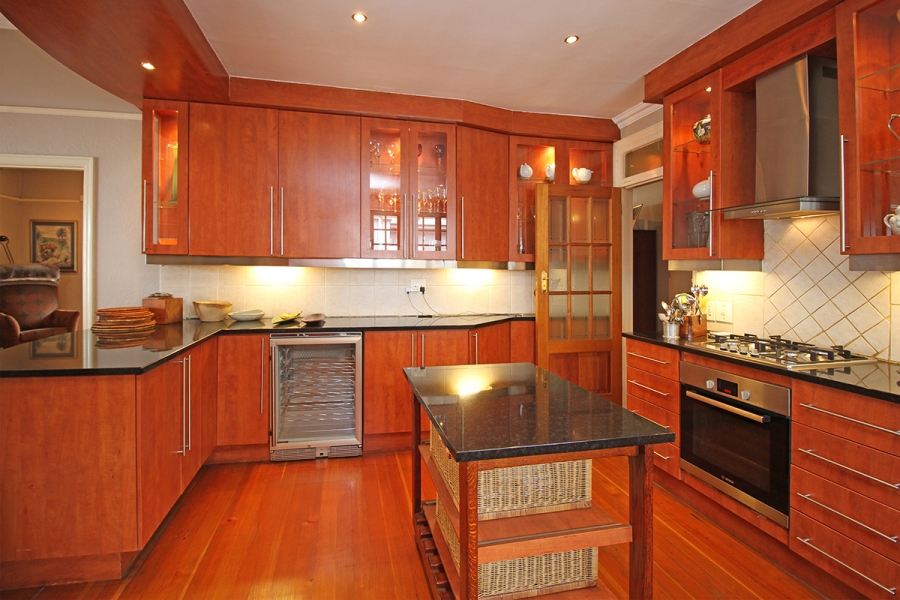 3 Bedroom Property for Sale in Mountain View Gauteng