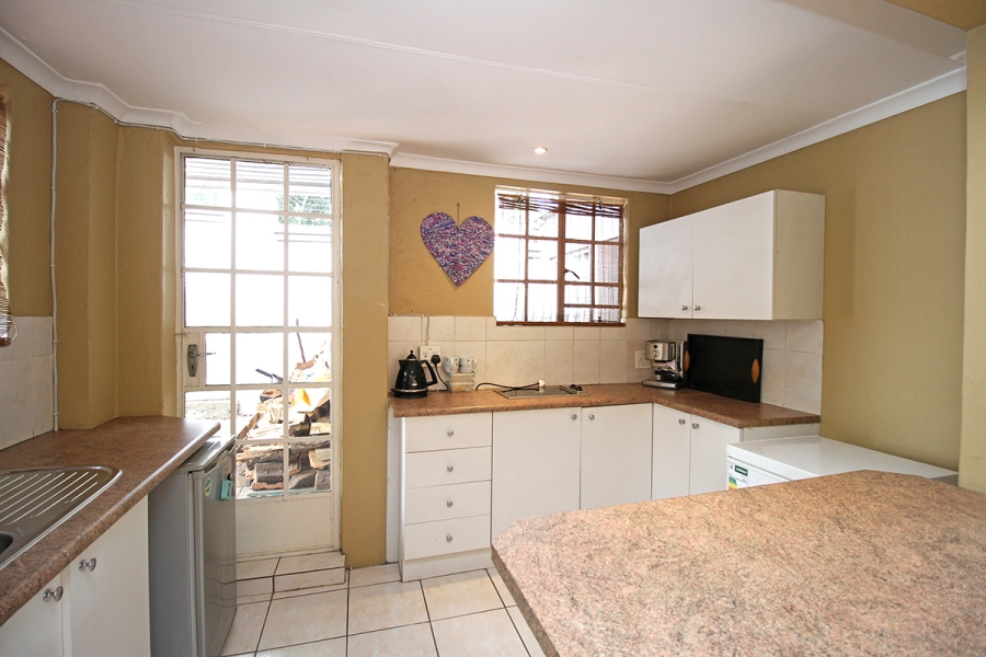 3 Bedroom Property for Sale in Mountain View Gauteng