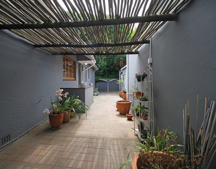 3 Bedroom Property for Sale in Mountain View Gauteng