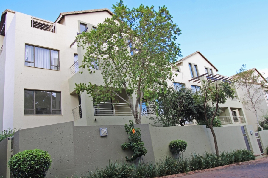 1 Bedroom Property for Sale in Bryanston Gauteng