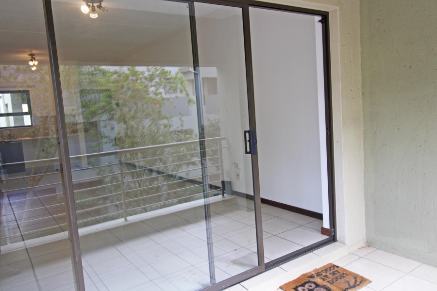 1 Bedroom Property for Sale in Bryanston Gauteng