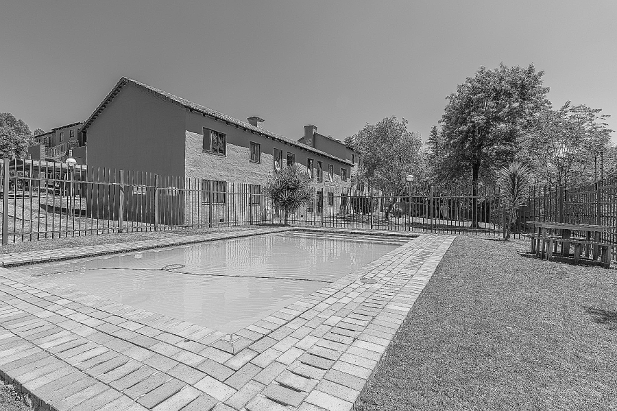 1 Bedroom Property for Sale in Paulshof Gauteng