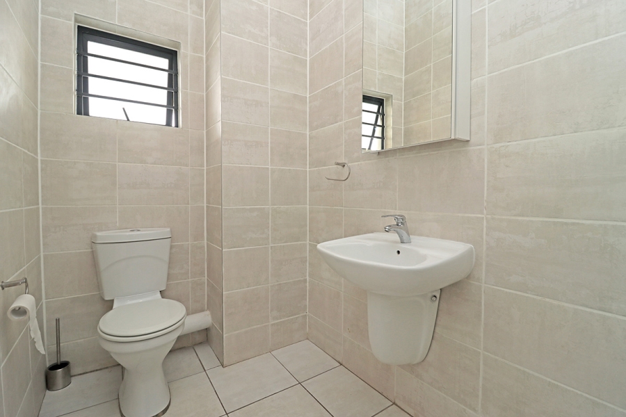 1 Bedroom Property for Sale in Linbro Park Gauteng