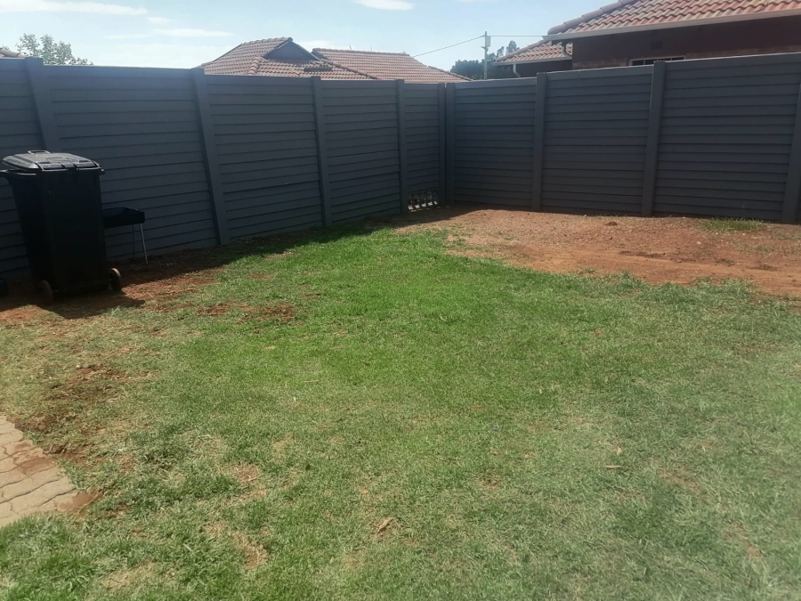 3 Bedroom Property for Sale in Clayville Gauteng