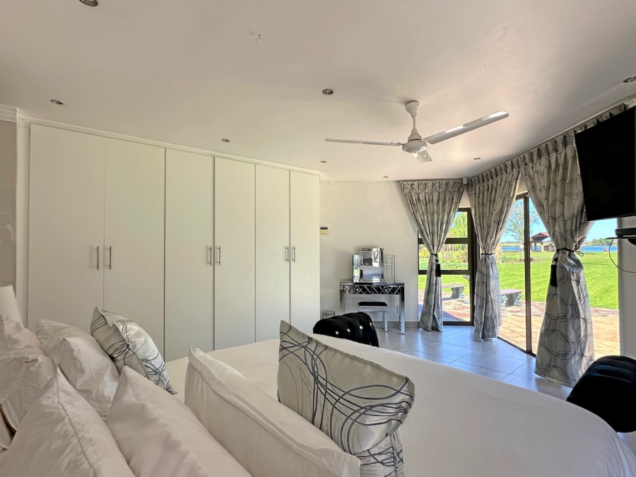 4 Bedroom Property for Sale in Kaalplaats Gauteng