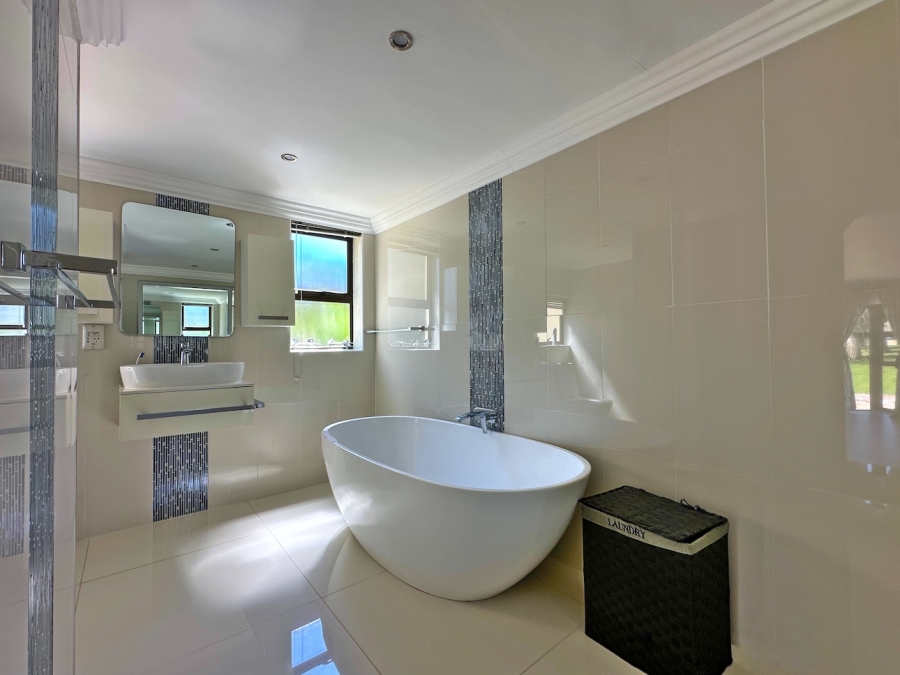 4 Bedroom Property for Sale in Kaalplaats Gauteng