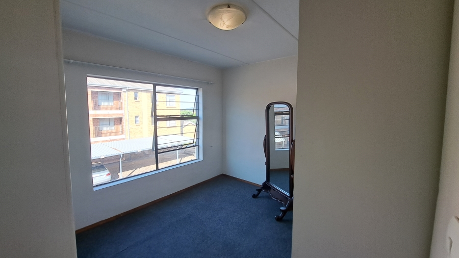 To Let 2 Bedroom Property for Rent in Weltevreden Park Gauteng