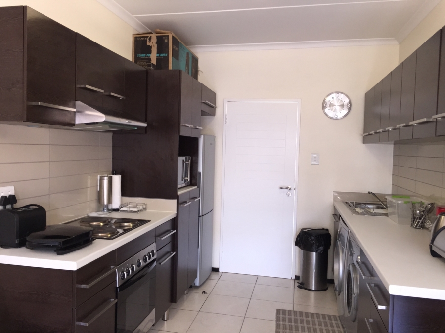 2 Bedroom Property for Sale in Oakdene Gauteng