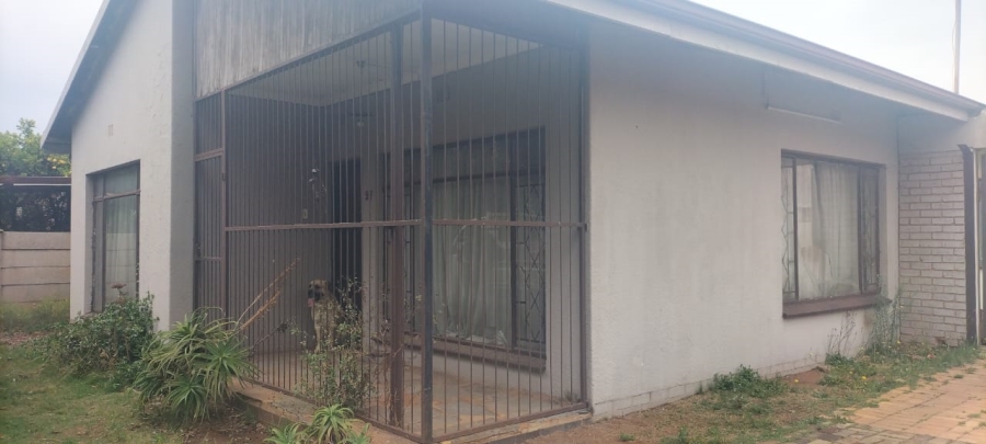 3 Bedroom Property for Sale in Randgate Gauteng