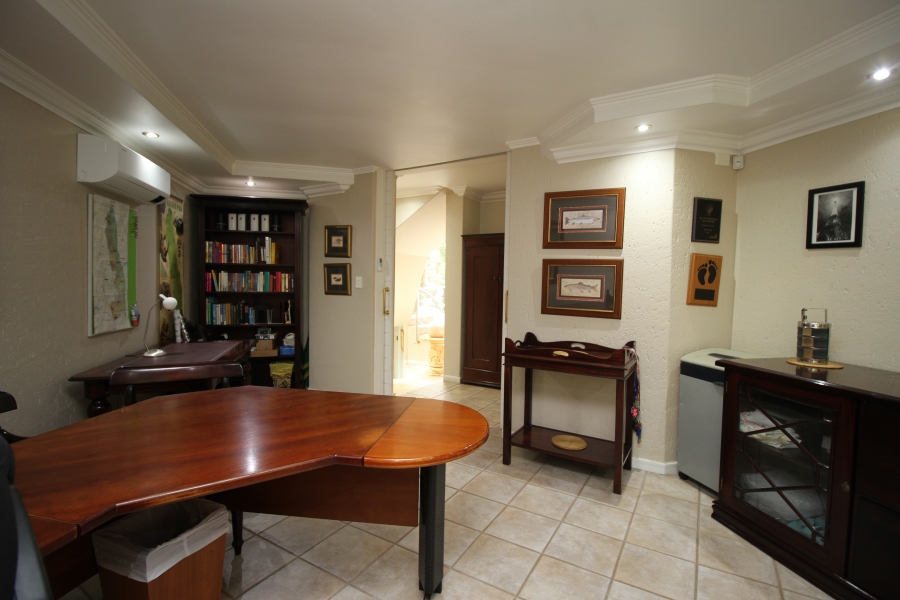 4 Bedroom Property for Sale in Kyalami Estates Gauteng