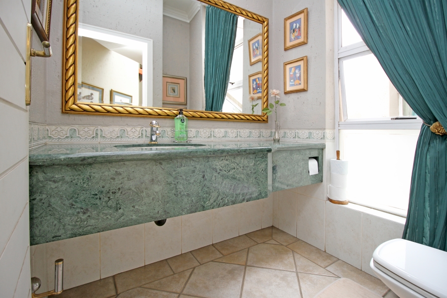 4 Bedroom Property for Sale in Kyalami Estates Gauteng