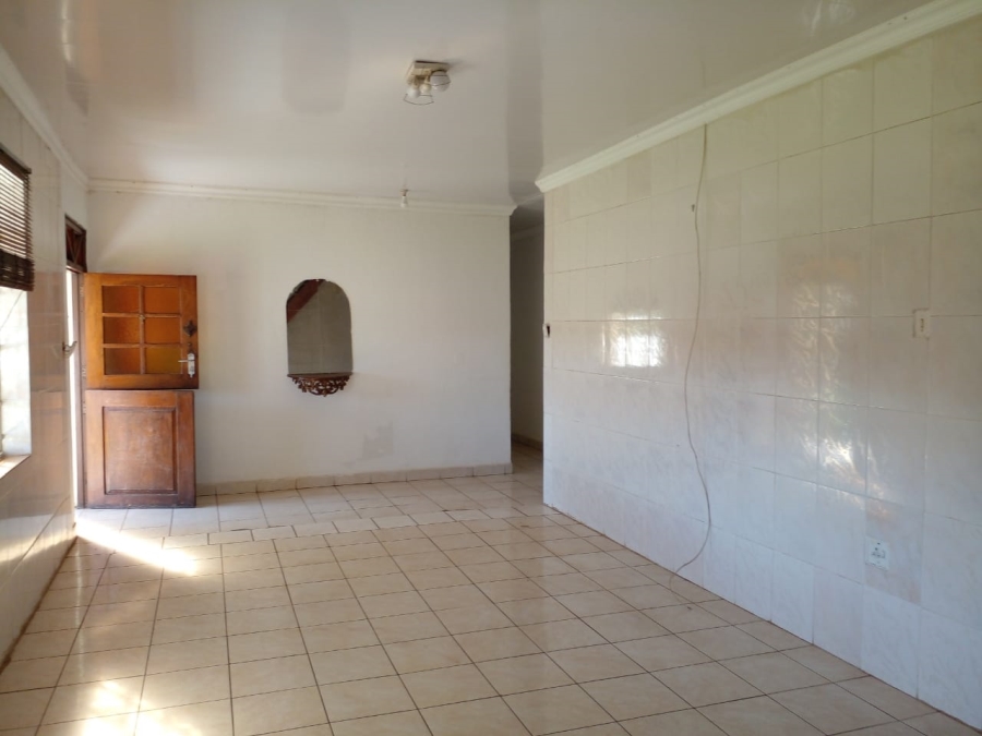 3 Bedroom Property for Sale in Debonair Park Gauteng
