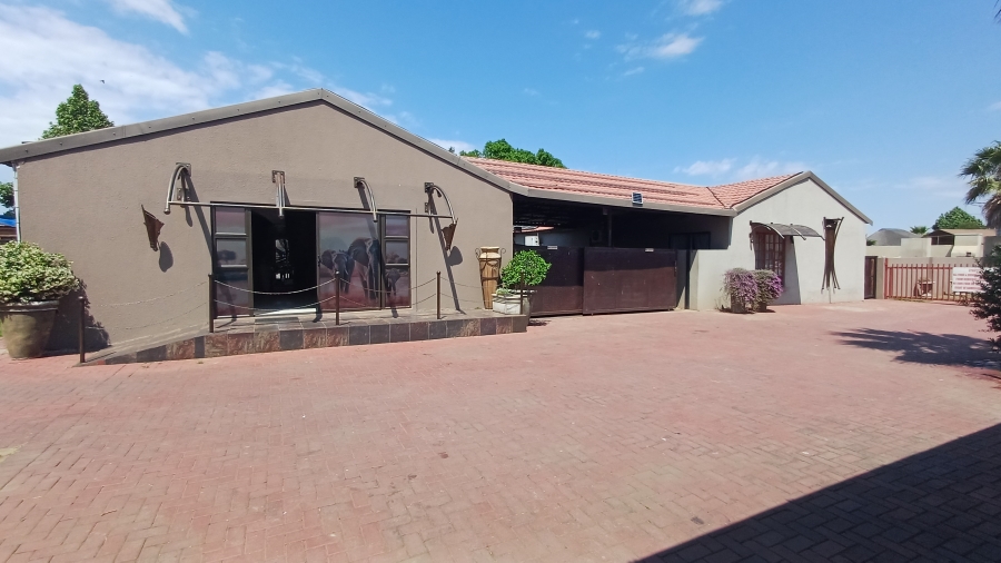 Commercial Property for Sale in Glen Donald A H Gauteng