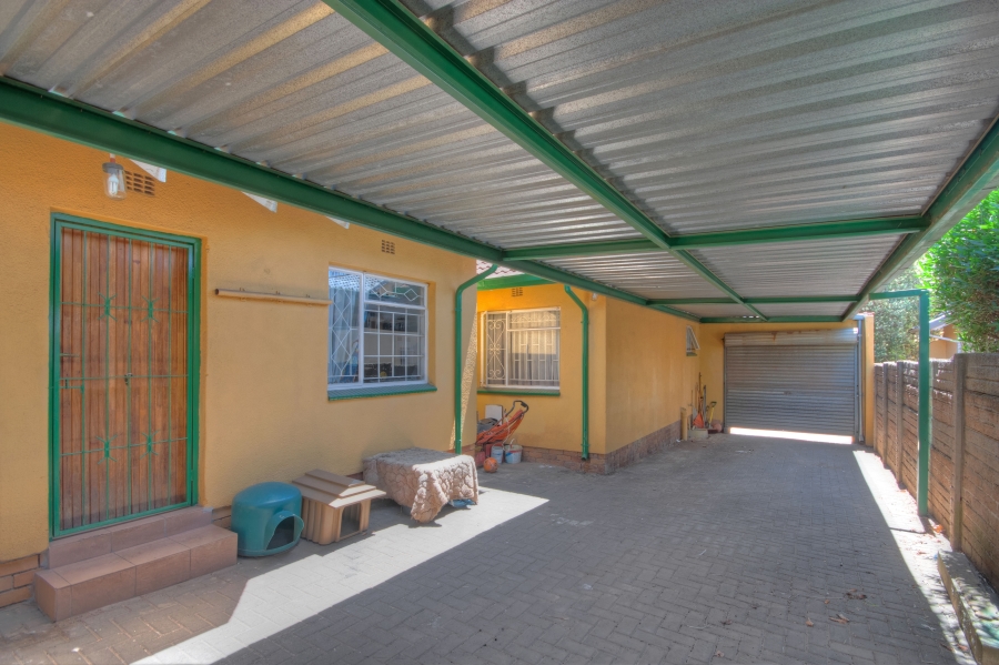 4 Bedroom Property for Sale in Roseacre Gauteng