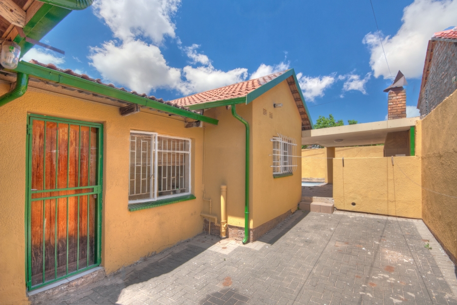 4 Bedroom Property for Sale in Roseacre Gauteng