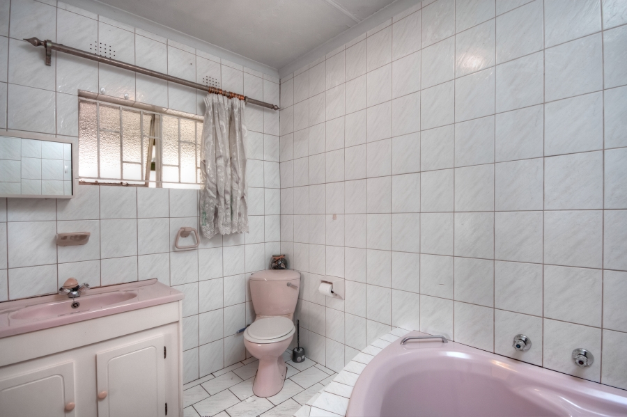 4 Bedroom Property for Sale in Roseacre Gauteng