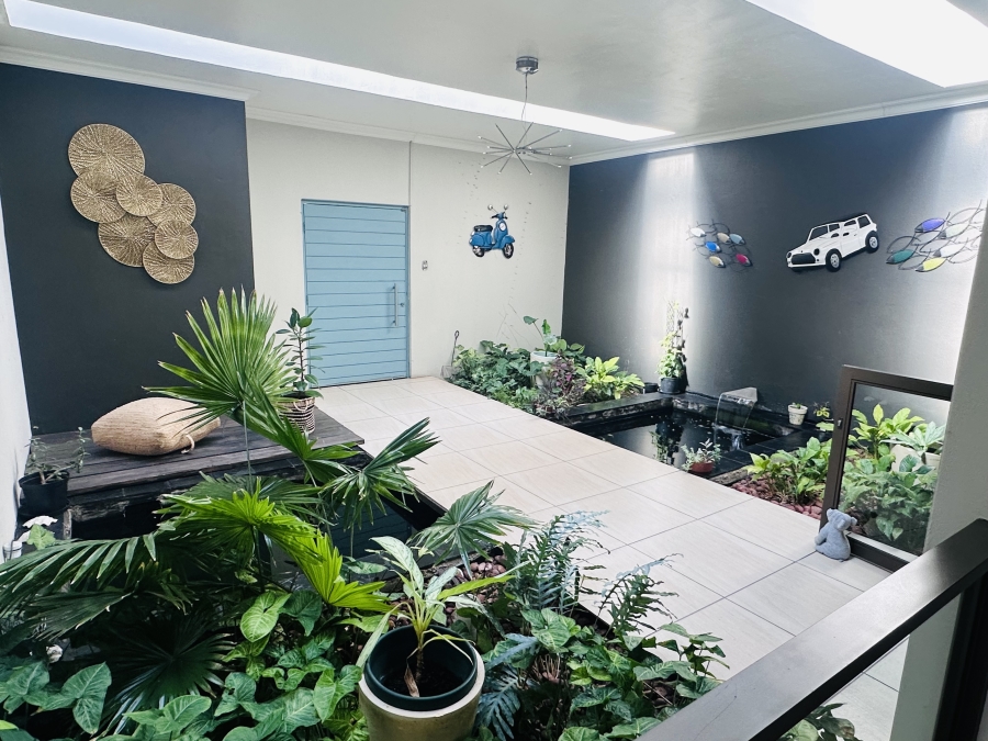 1 Bedroom Property for Sale in Vanderbijlpark SE 4 Gauteng