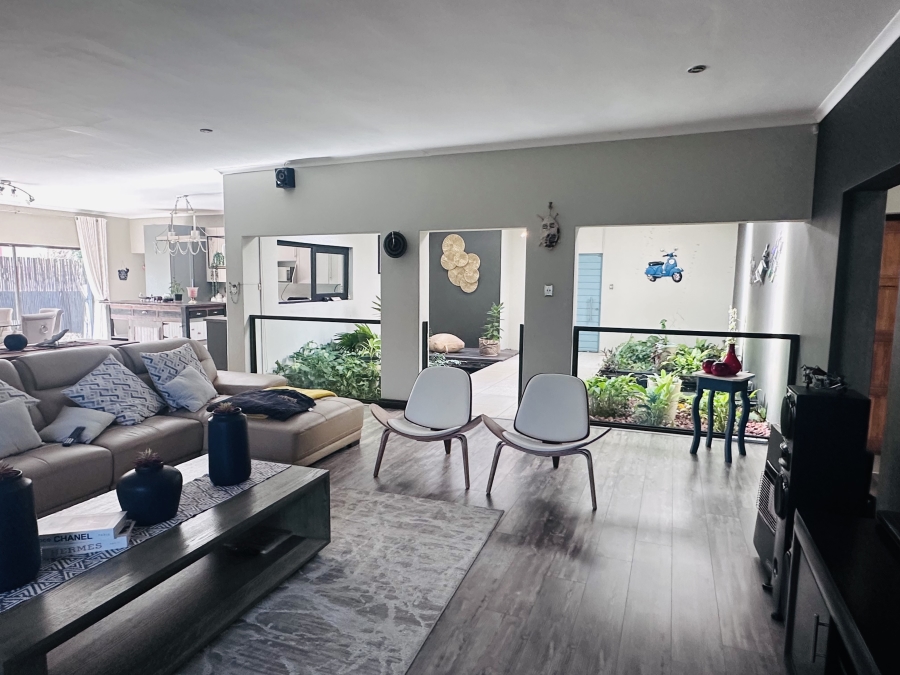 1 Bedroom Property for Sale in Vanderbijlpark SE 4 Gauteng