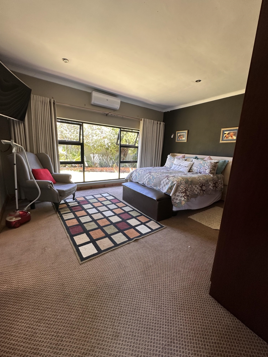 1 Bedroom Property for Sale in Vanderbijlpark SE 4 Gauteng