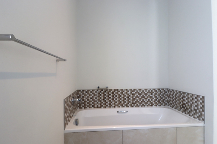 To Let 3 Bedroom Property for Rent in Bryanston Gauteng