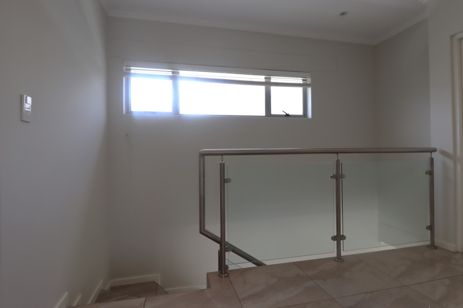 To Let 3 Bedroom Property for Rent in Bryanston Gauteng